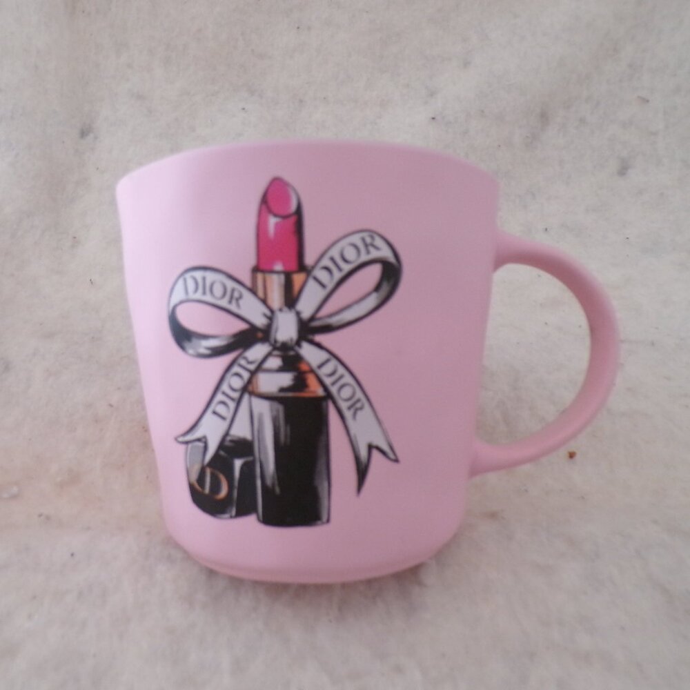 BARGAIN Pink Dior Mug With Lipstick Design New Fig & Fern New